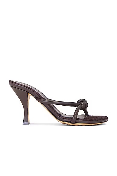 Blink Sandal Fondant