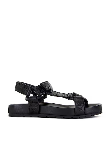 Trip Flat Sandal Black