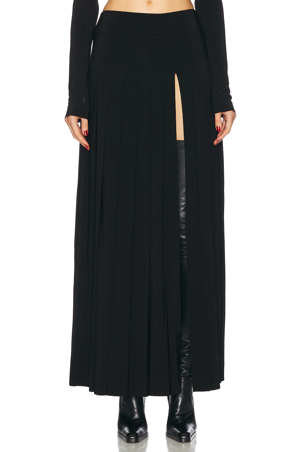for FWRD Pleated Long Skirt Black