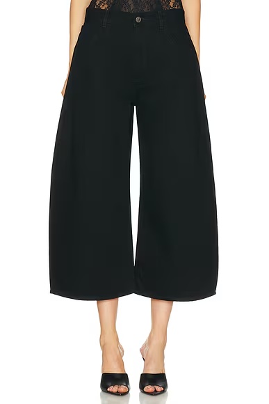 Curved Short Leg Black