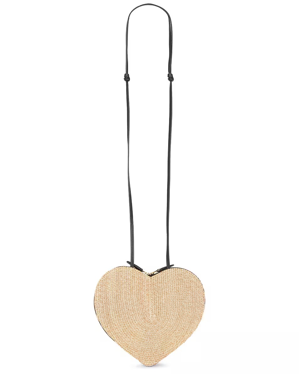 ALAΪA Le Coeur Shoulder Bag Naturel