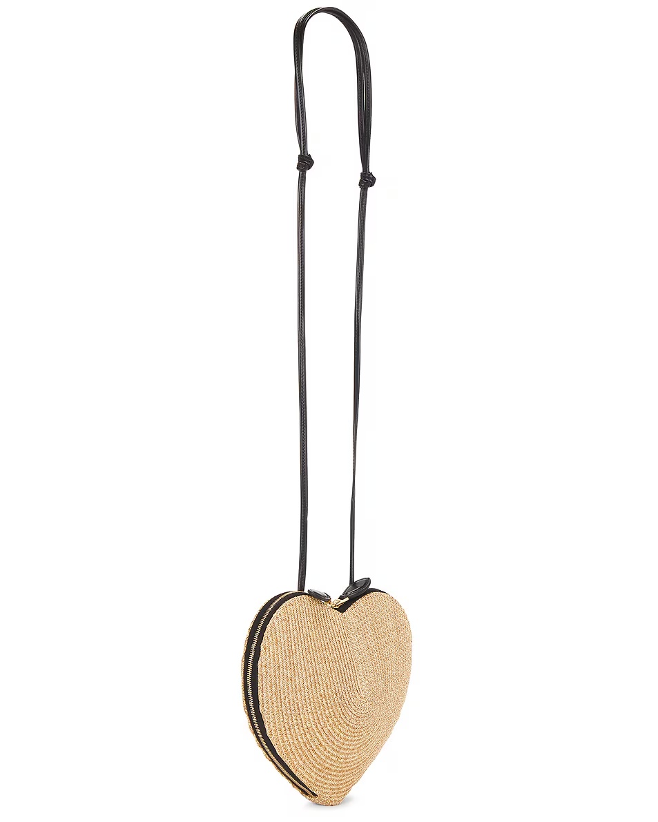 ALAΪA Le Coeur Shoulder Bag Naturel